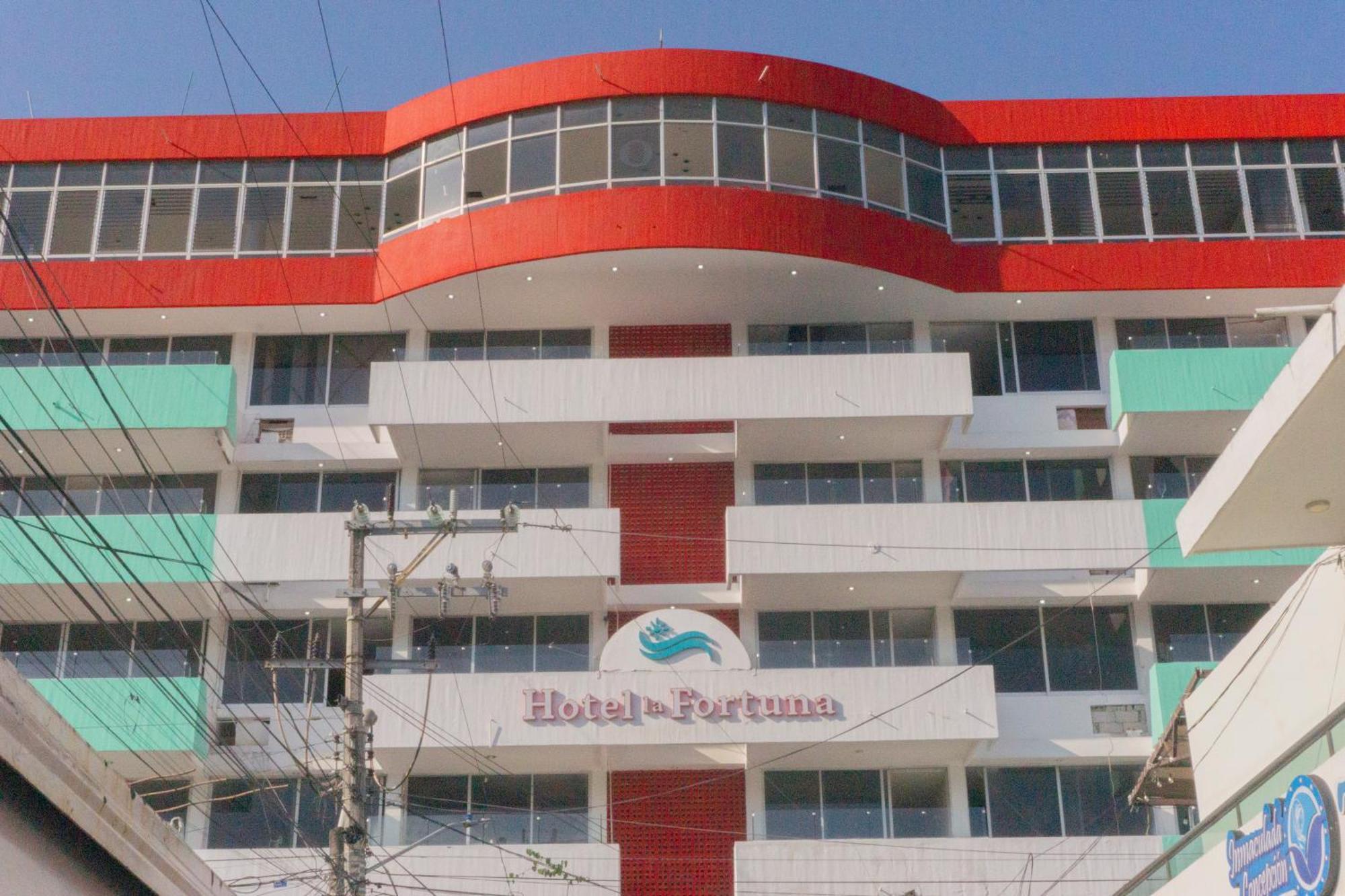 Hotel La Fortuna Tuxpan  外观 照片